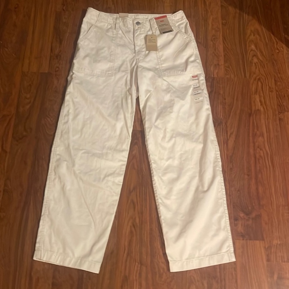 Levi’s pants
